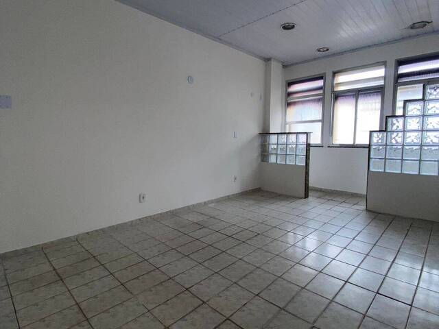 Sala para Locação em Duque de Caxias - 2